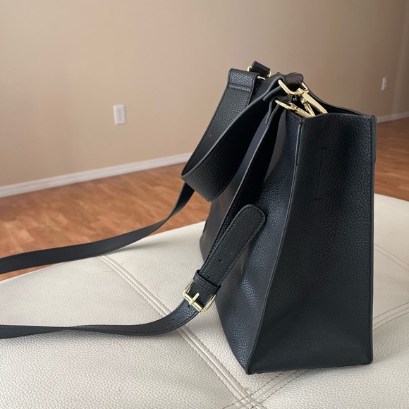 Steve Madden purse! - Picture 3 of 3